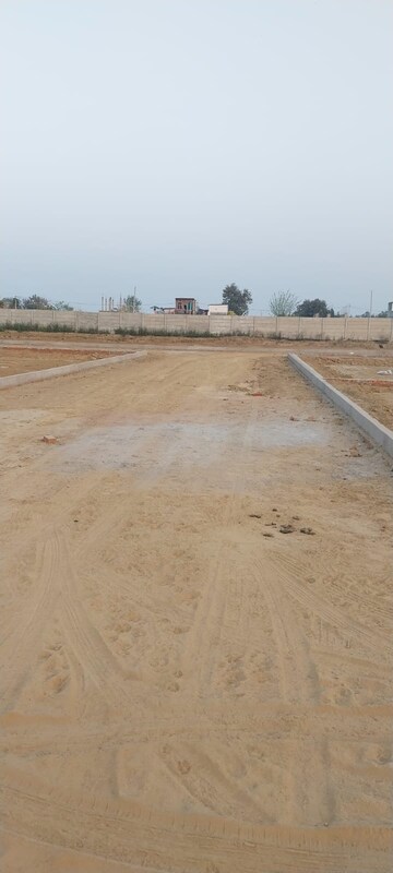 Plot Area in  Plot at Chinhat – for Sale