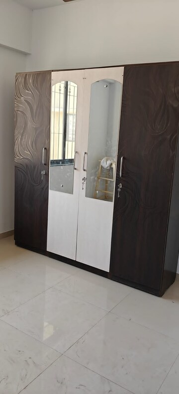 Room in 1 BHK Apartment at Siddhi Highland Springs, Dhokali – for Rent