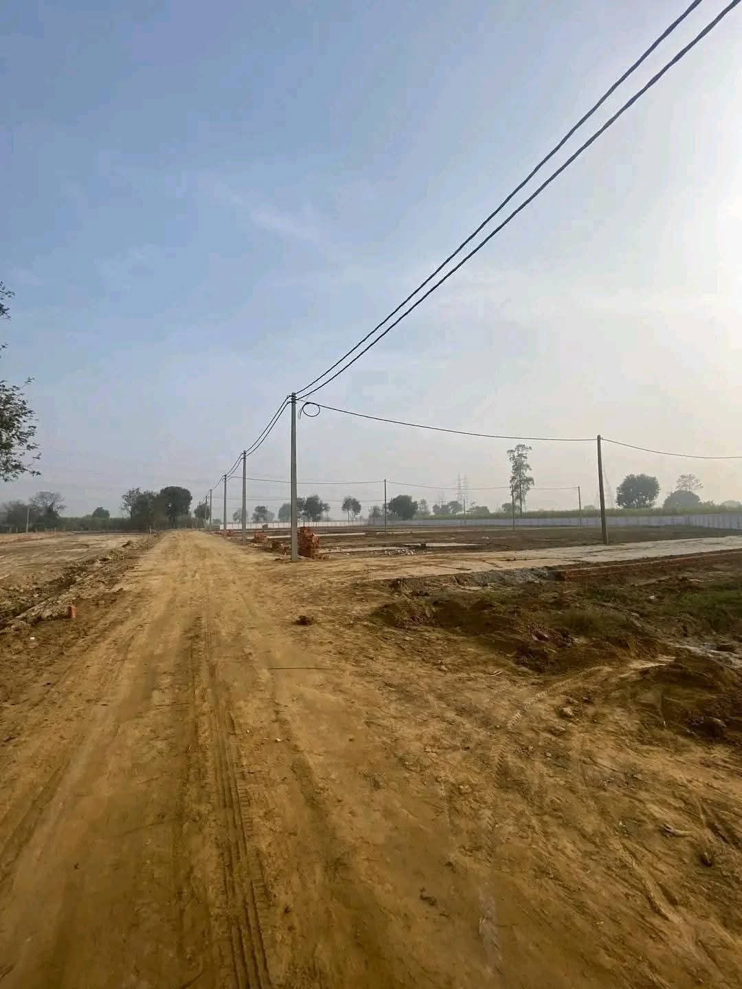 Plot For Sale in Ashoka Niketan