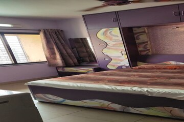 Bedroom in 2 BHK Apartment at Samartha Deep, Andheri West – for Rent