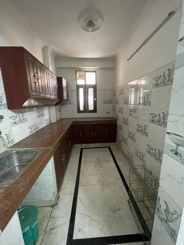 Kitchen in 2 BHK Apartment at Maidan Garhi – for Rent