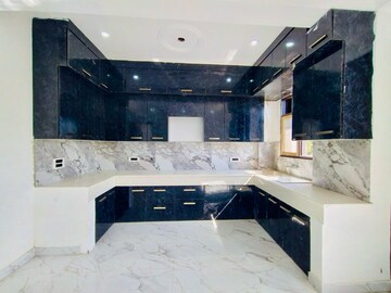 Kitchen in 3 BHK Apartment at Sector 52 – for Rent