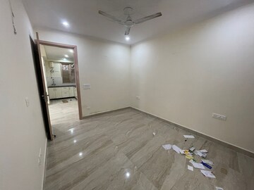 Room in 2 BHK Apartment at Maidan Garhi – for Rent