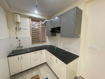 Kitchen in 2 BHK Apartment at Maidan Garhi – for Rent