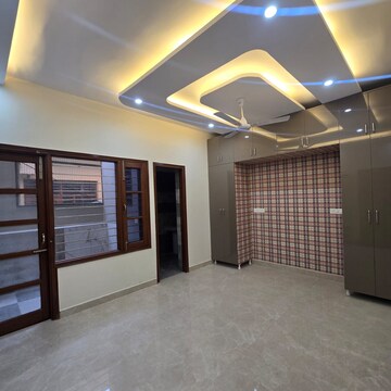 Room in 2 BHK Apartment at SD Epsilon, Kandivali East – for Sale