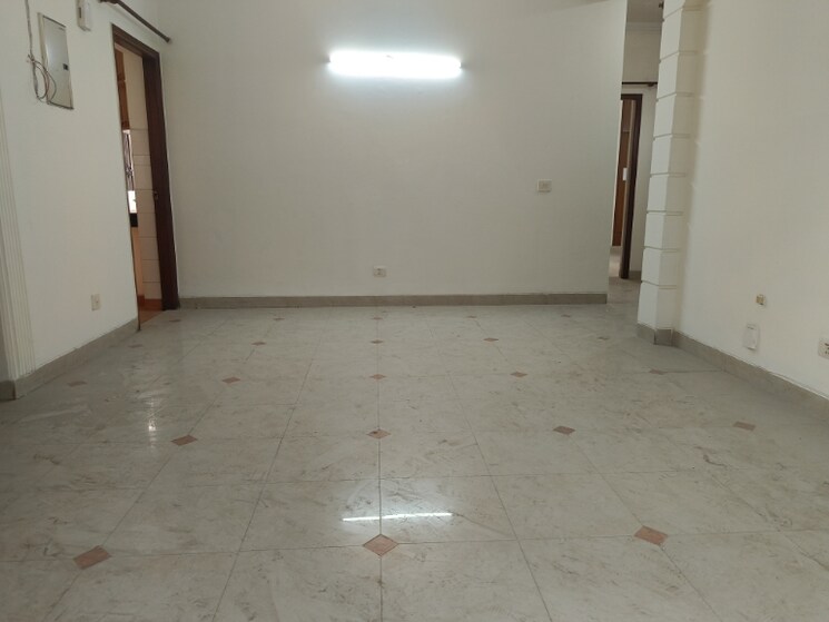 Room, unitech-south-city-ii 3 Bedroom 1450 Sq.Ft. Builder Floor In Sector 50 Gurgaon 8246676