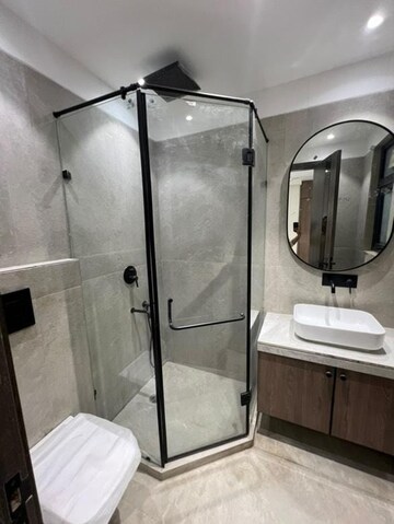 Bathroom in 3 BHK Builder Floor at DLF Pink Town House, Dlf City Phase 3 – for Rent