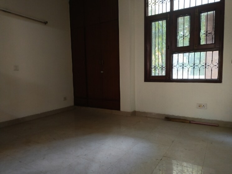 Room, unitech-south-city-ii 3 Bedroom 1450 Sq.Ft. Builder Floor In Sector 50 Gurgaon 8246676