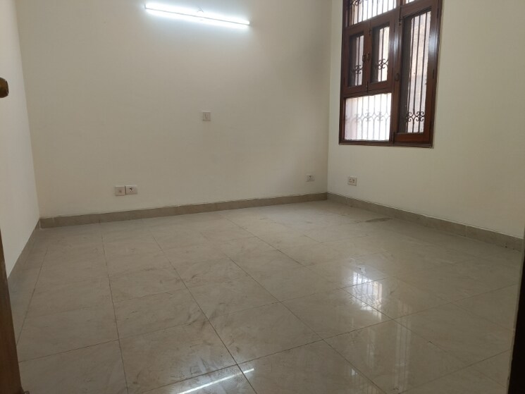 Room, unitech-south-city-ii 3 Bedroom 1450 Sq.Ft. Builder Floor In Sector 50 Gurgaon 8246676