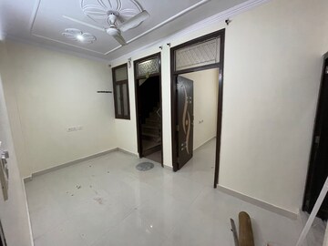 Room in 2 BHK Apartment at Maidan Garhi – for Rent