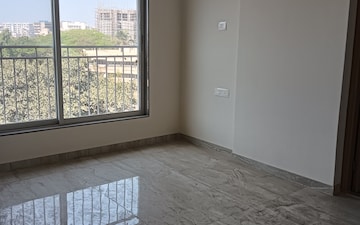 2.5 BHK Apartment For Rent in Vile Parle East