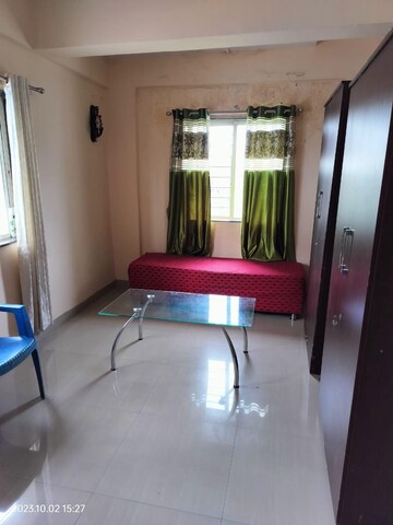 Living Room in 2 BHK Apartment at Boat Club Road – for Rent