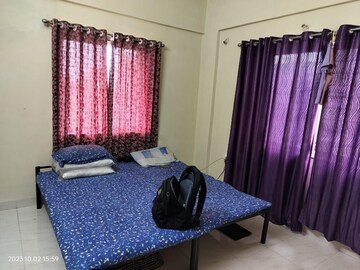Bedroom in 2 BHK Apartment at Boat Club Road – for Rent