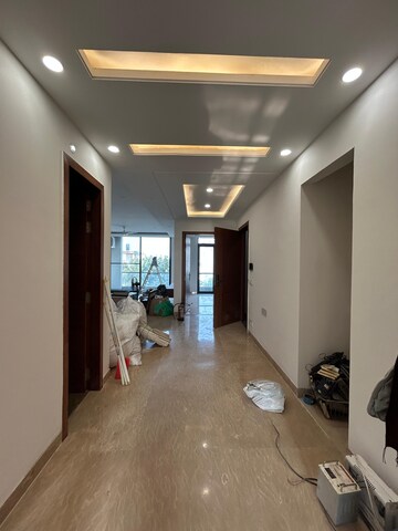 Room in 3 BHK Builder Floor at Sector 38 – for Rent