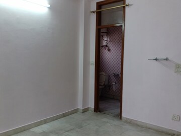 Room in 2 BHK Apartment at Khirki Extension – for Rent