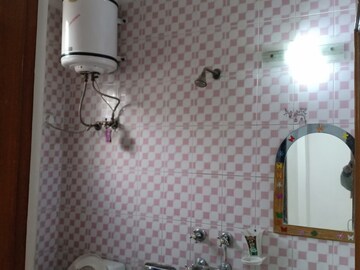 Bathroom in 2 BHK Apartment at Khirki Extension – for Rent