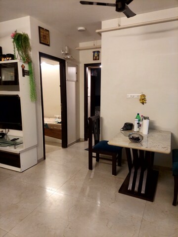 Gym in 1.5 BHK Apartment at Dosti West County, Balkum Pada – for Rent