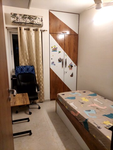 Master Bedroom in 1.5 BHK Apartment at Dosti West County, Balkum Pada – for Rent