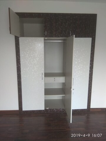 Room in 2 BHK Builder Floor at Vatika India Next, Sector 82 – for Sale