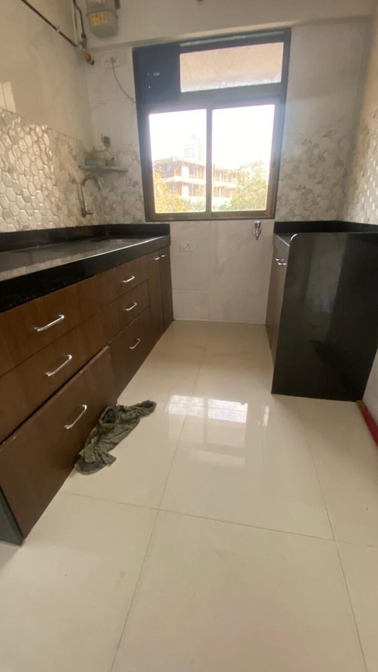 Kitchen, kamla-sukhshanti 2 Bedroom 529 Sq.Ft. Apartment In Kandivali West Mumbai 8246921