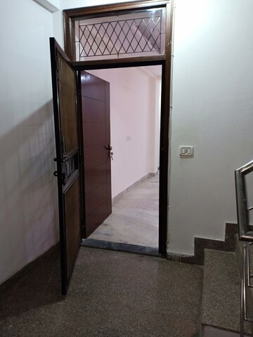 Room in 3 BHK Apartment at Khirki Extension – for Rent