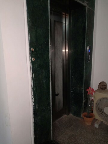 Bathroom in 3 BHK Apartment at Khirki Extension – for Rent