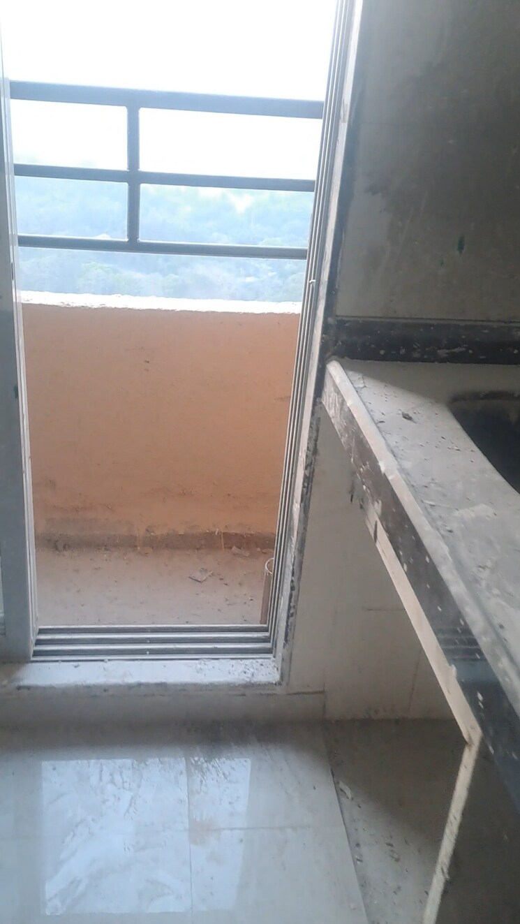 Balcony, mahavir-kalpavruksha 2 Bedroom 685 Sq.Ft. Apartment In Ghodbunder Road Thane 8246920