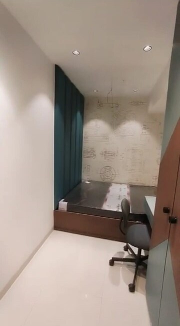 Furnished Amenities in 2 BHK Apartment at Lower Parel West – for Sale