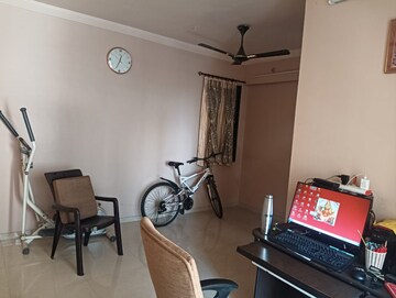 Master Bedroom in 2 BHK Apartment at Neelkanth Palms, Kapur Bawdi – for Sale