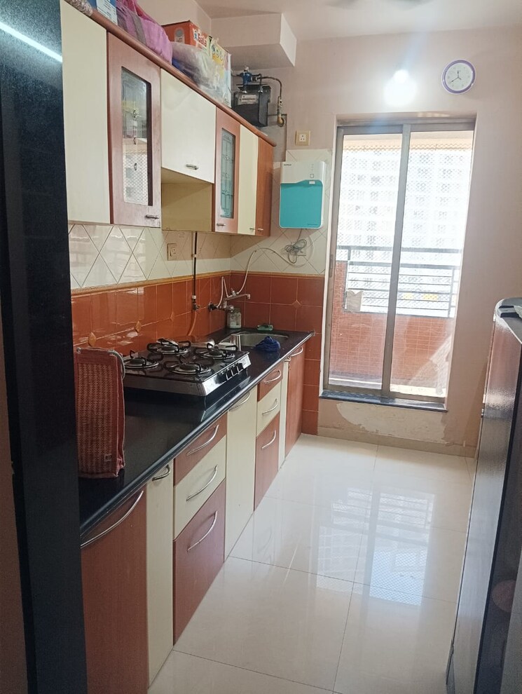 Kitchen, kapur bawdi 2 Bedroom 653 Sq.Ft. Apartment In Kapur Bawdi Thane 8247017