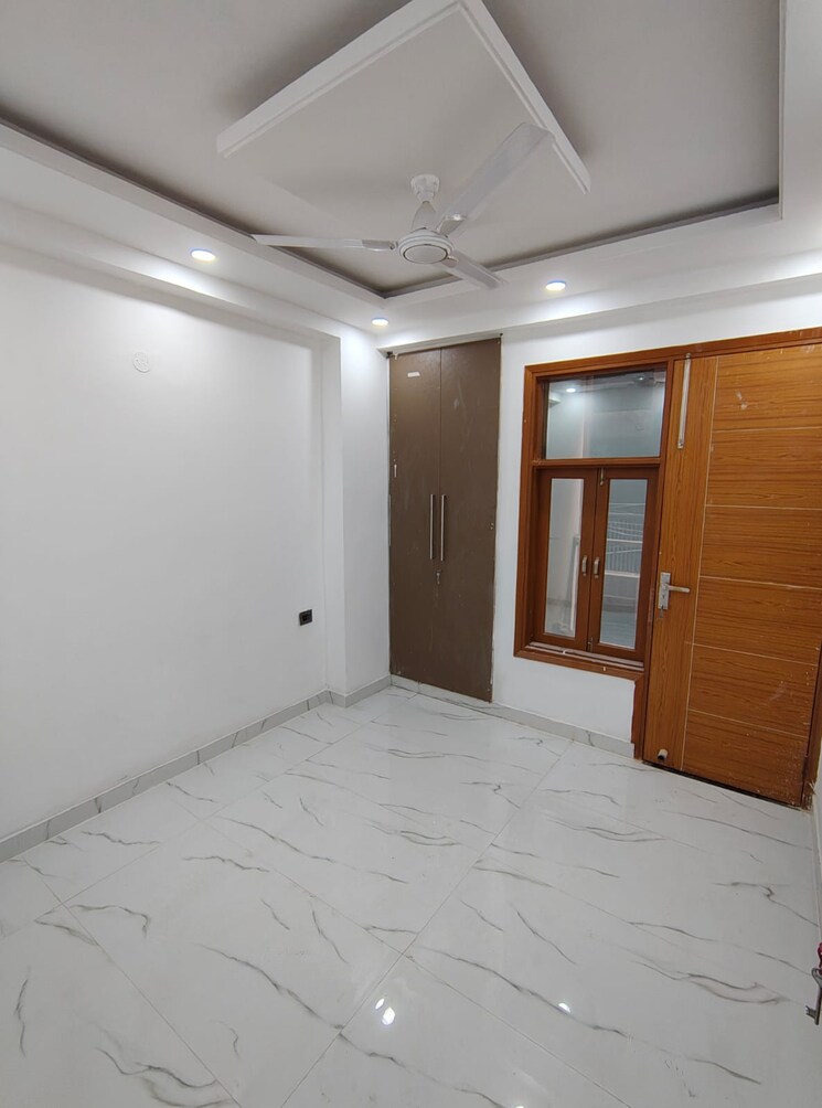 Bedroom, panchsheel vihar 3 Bedroom 100 Sq.Yd. Builder Floor In Panchsheel Vihar Delhi 8247052
