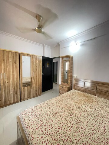 Bedroom in 2.5 BHK Apartment at Shantivan CHS Andheri, Andheri West – for Rent