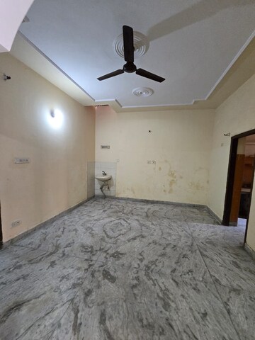 Bedroom in 5 BHK Independent House at Gomti Nagar – for Sale