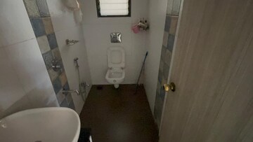 Bathroom in 2 BHK Apartment at Kabra Hyde Park, Manpada – for Sale