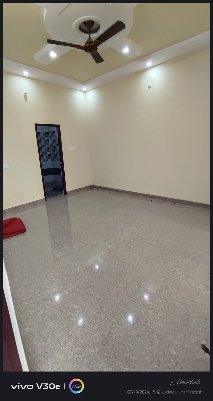 Room, jankipuram extension 4 Bedroom 2000 Sq.Ft. Independent House In Jankipuram Extension Lucknow 8247435