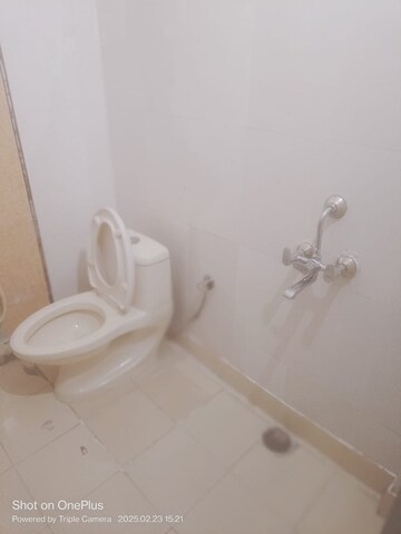 Master Bedroom in 3 BHK Builder Floor at Shakti Khand – for Sale