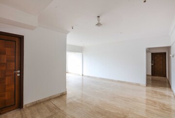Living Room in 3 BHK Apartment at Poseidon Apartment, Andheri West – for Sale