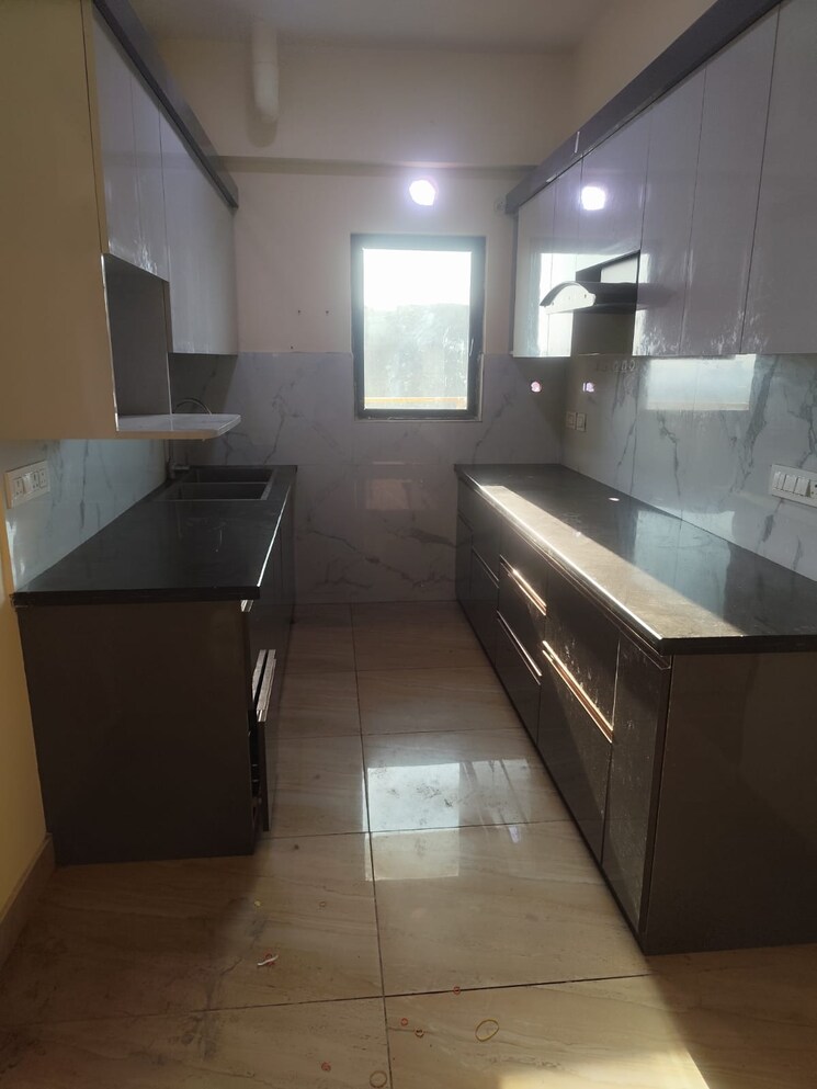 Kitchen, abhay khand 2 Bedroom 1380 Sq.Ft. Builder Floor In Abhay Khand Ghaziabad 8247542