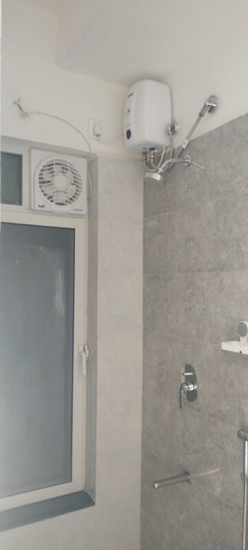 Furnished Amenities in 2 BHK Apartment at Omkar Signet, Malad East – for Rent