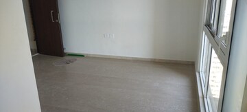 Room in 2 BHK Apartment at Omkar Signet, Malad East – for Rent
