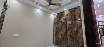 Furnished Amenities in 5 BHK Independent House at Jankipuram Extension – for Sale