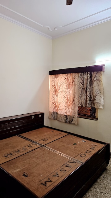 Bedroom in 3.5 BHK Independent House at Gomti Nagar – for Rent