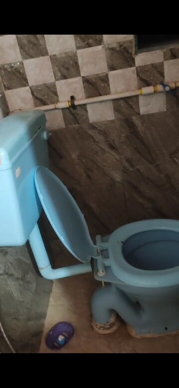 Bathroom in 1.5 BHK Apartment at Sangharsh Nagar CHS, Chandivali – for Sale