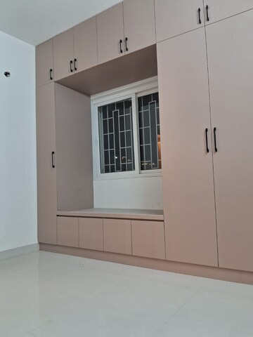 Room in 3 BHK Apartment at Candeur Signature, Varthur – for Rent
