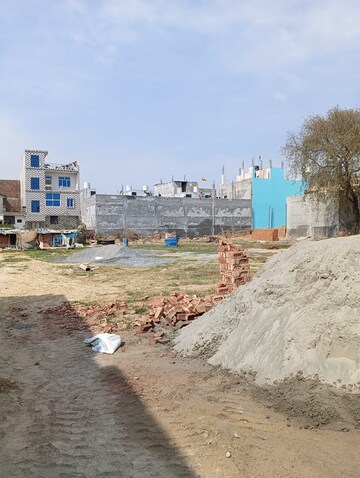 3.5 BHK Villa – Exterior View View at Sector 16 Greater Noida - for Sale