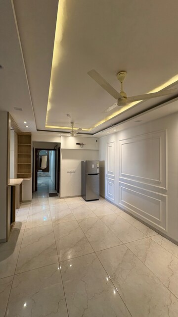 Room in 3 BHK Apartment at Rishita Manhattan, Gomti Nagar – for Rent