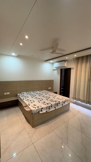 Bedroom in 3 BHK Apartment at Rishita Manhattan, Gomti Nagar – for Rent