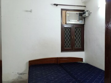 Room in 2 BHK Apartment at Khirki Extension – for Rent