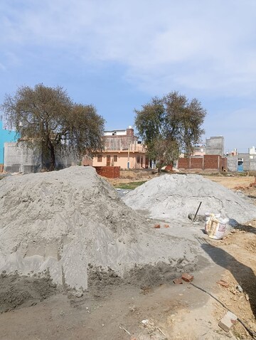 3.5 BHK Villa – Exterior View View at Sector 16 Greater Noida - for Sale