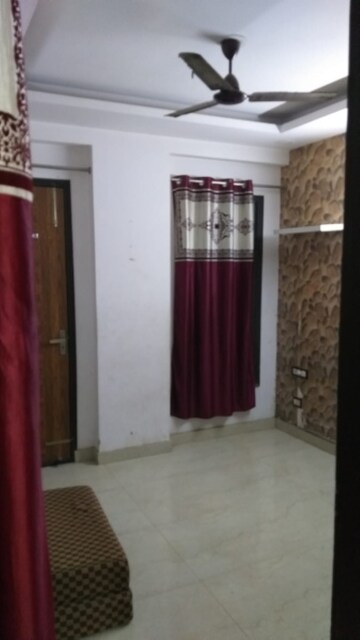 Room in 1 BHK Builder Floor at Chattarpur – for Rent